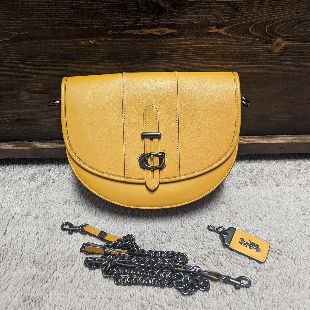 Coach Saddle 24 Crossbody bag in Barley